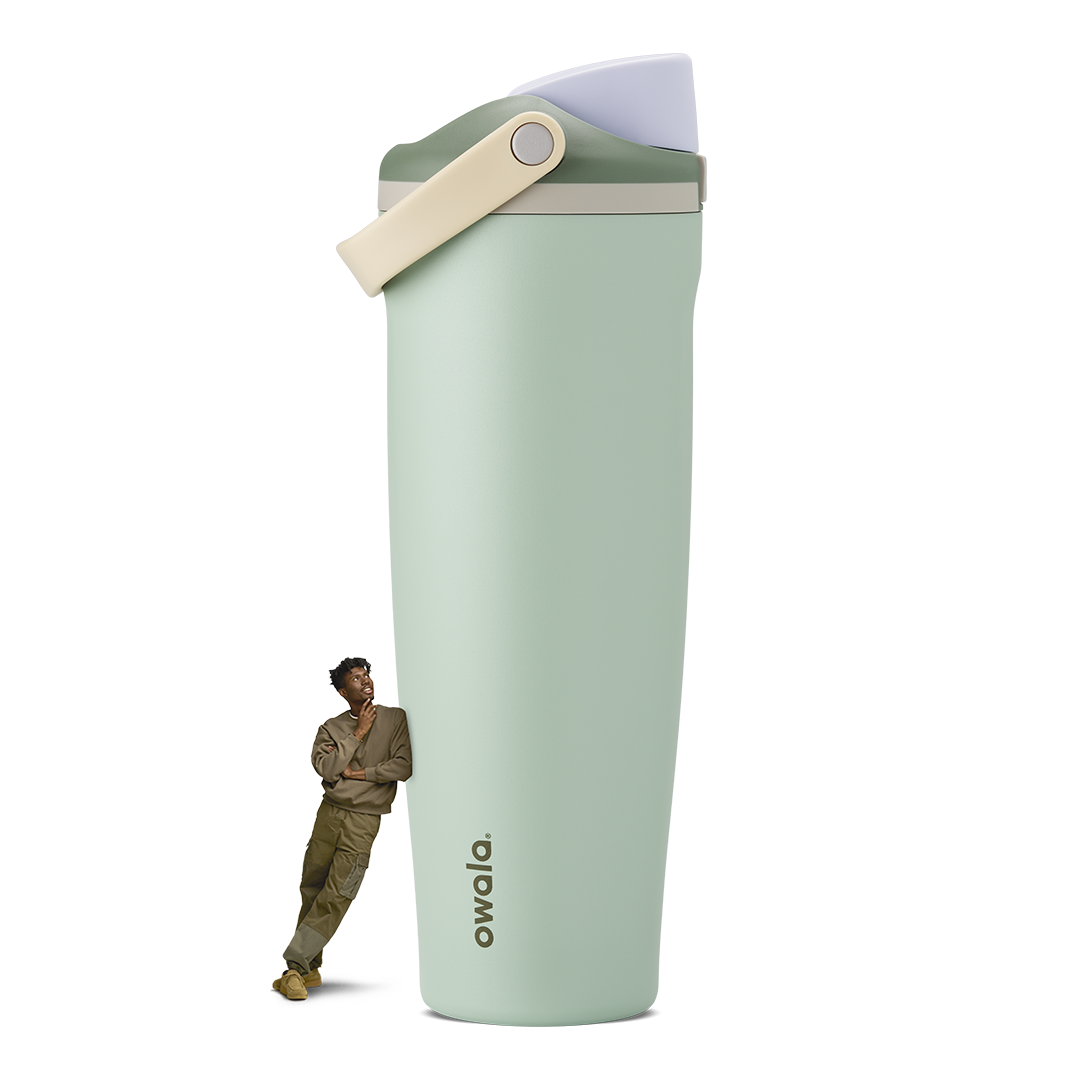 FreeSip® Sway Water Bottle UG2W1C32
