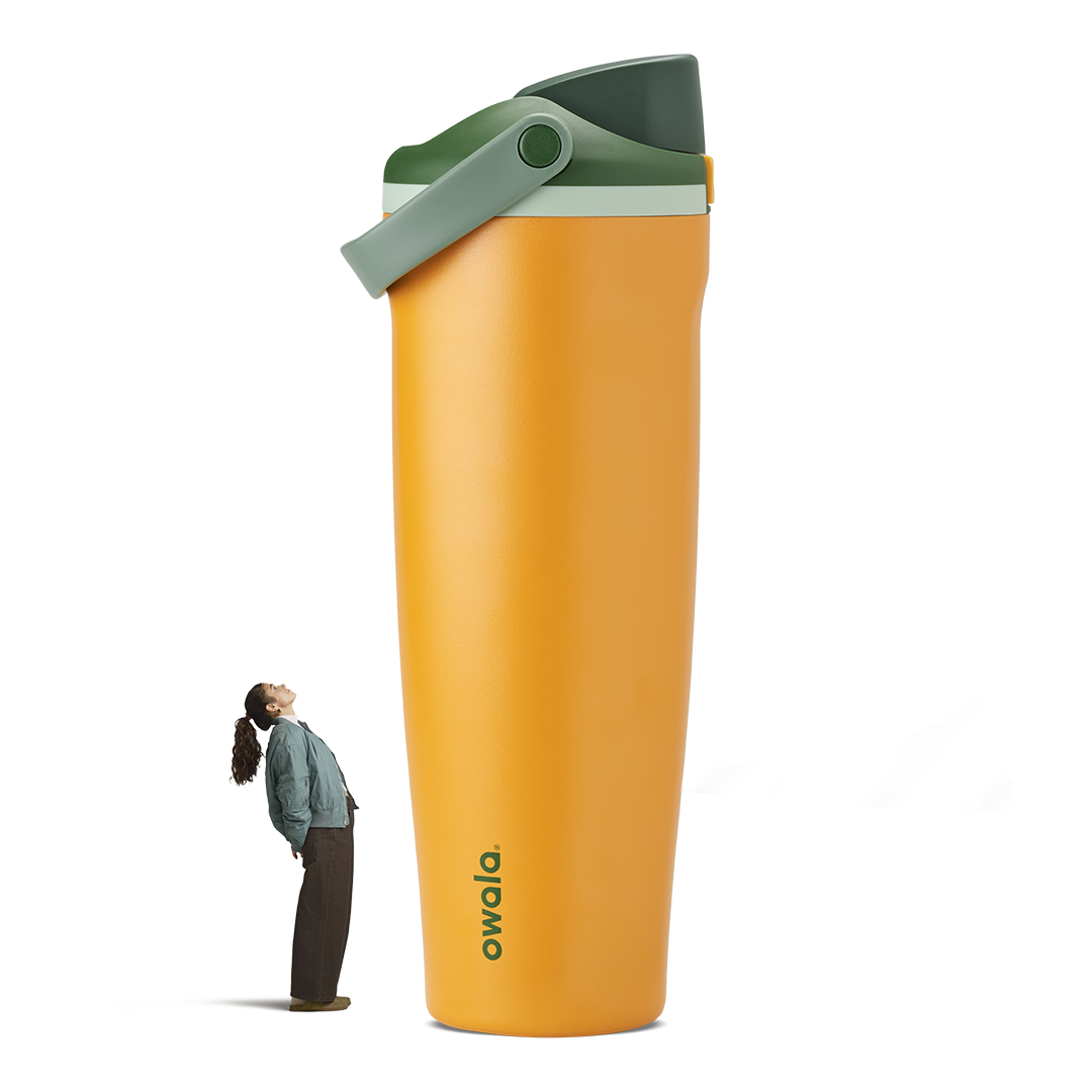 FreeSip® Sway Water Bottle UG2W1C32