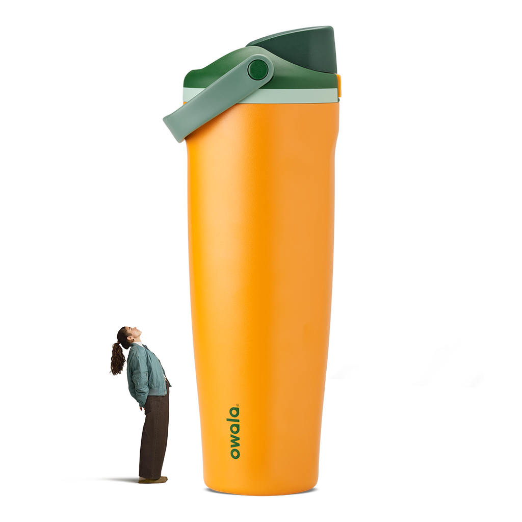 FreeSip® Sway Water Bottle UG2W1C32