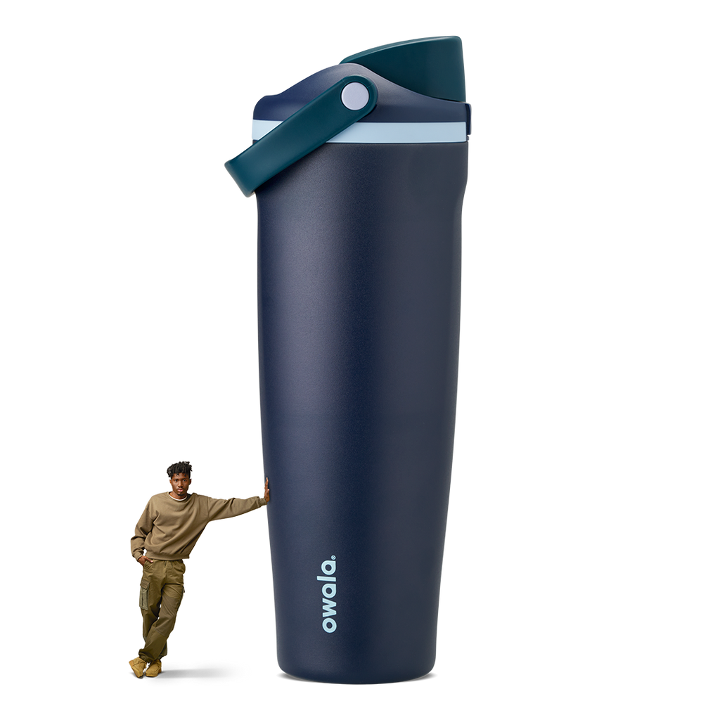 FreeSip® Sway Water Bottle UG2W1C32